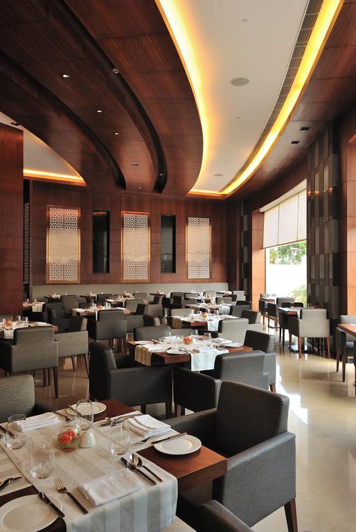 The Anya Hotel-Golf Course Road Gurgaon Exterior foto